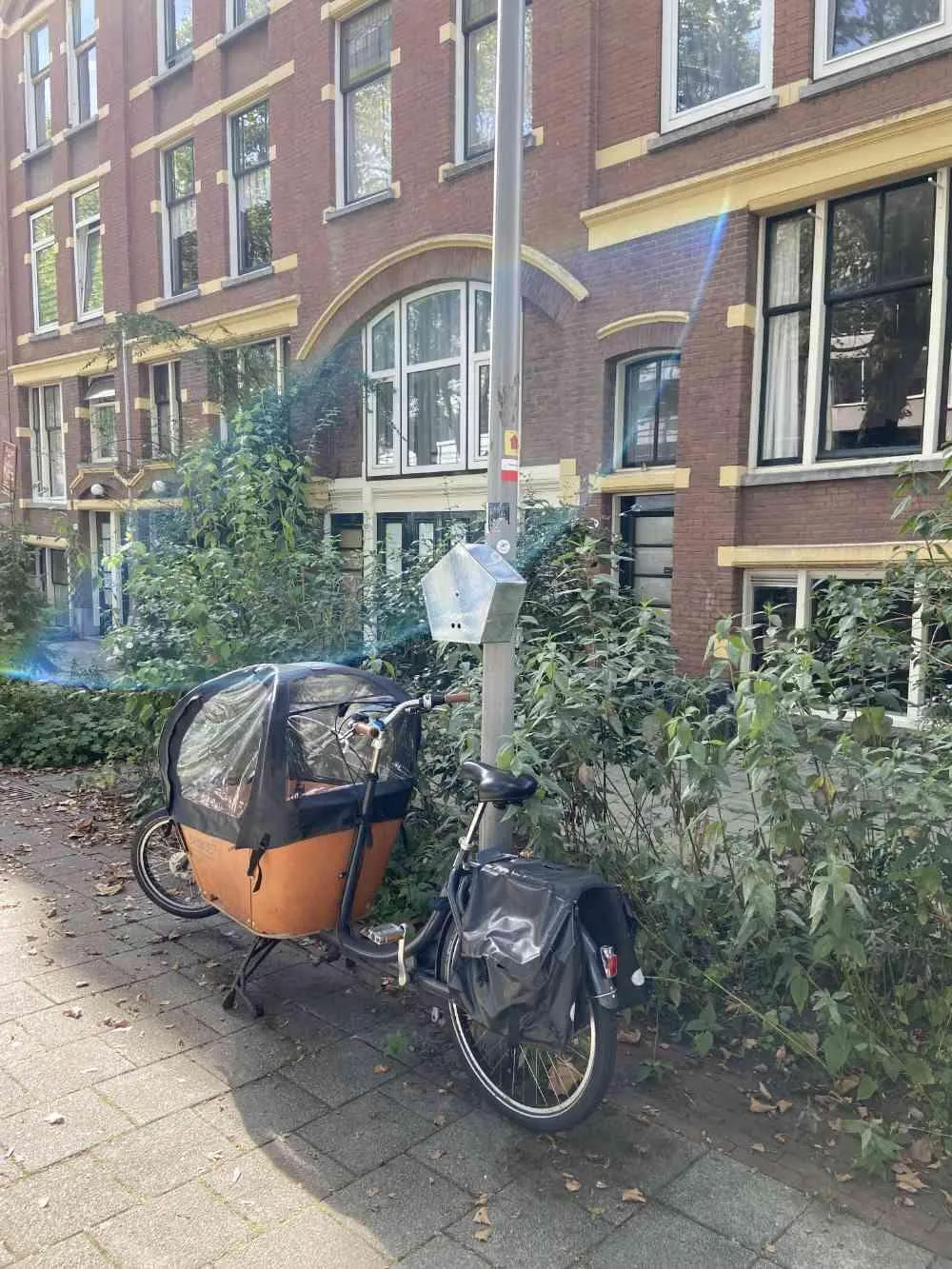 Early prototype enclosure mounted on a lamppost in Rotterdam